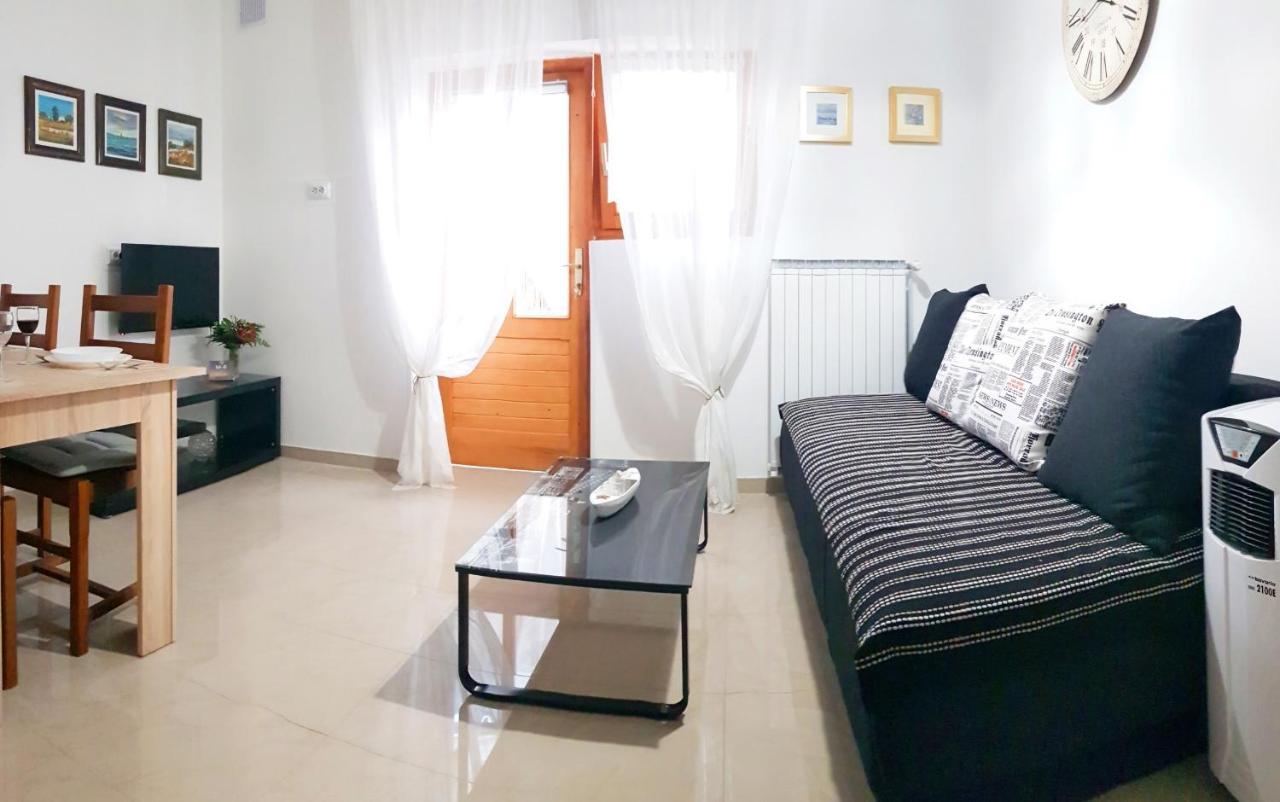 Apartmani Crikvenica 30098 - Dijana 部屋 写真